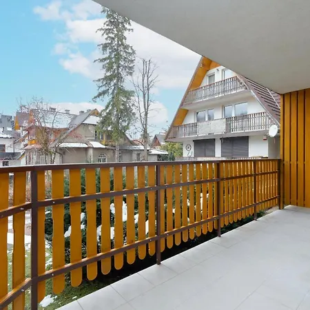 Family Apartment Droga Na Bystre By Noclegi Renters-2